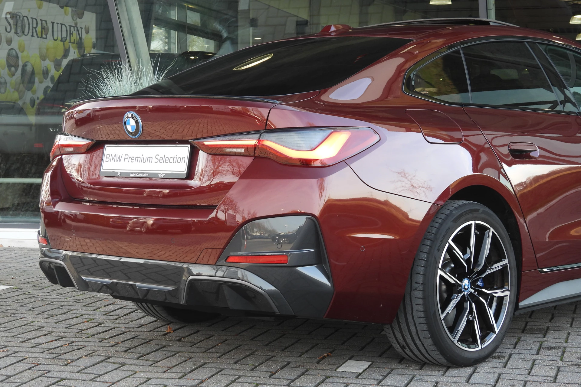 Hoofdafbeelding BMW i4