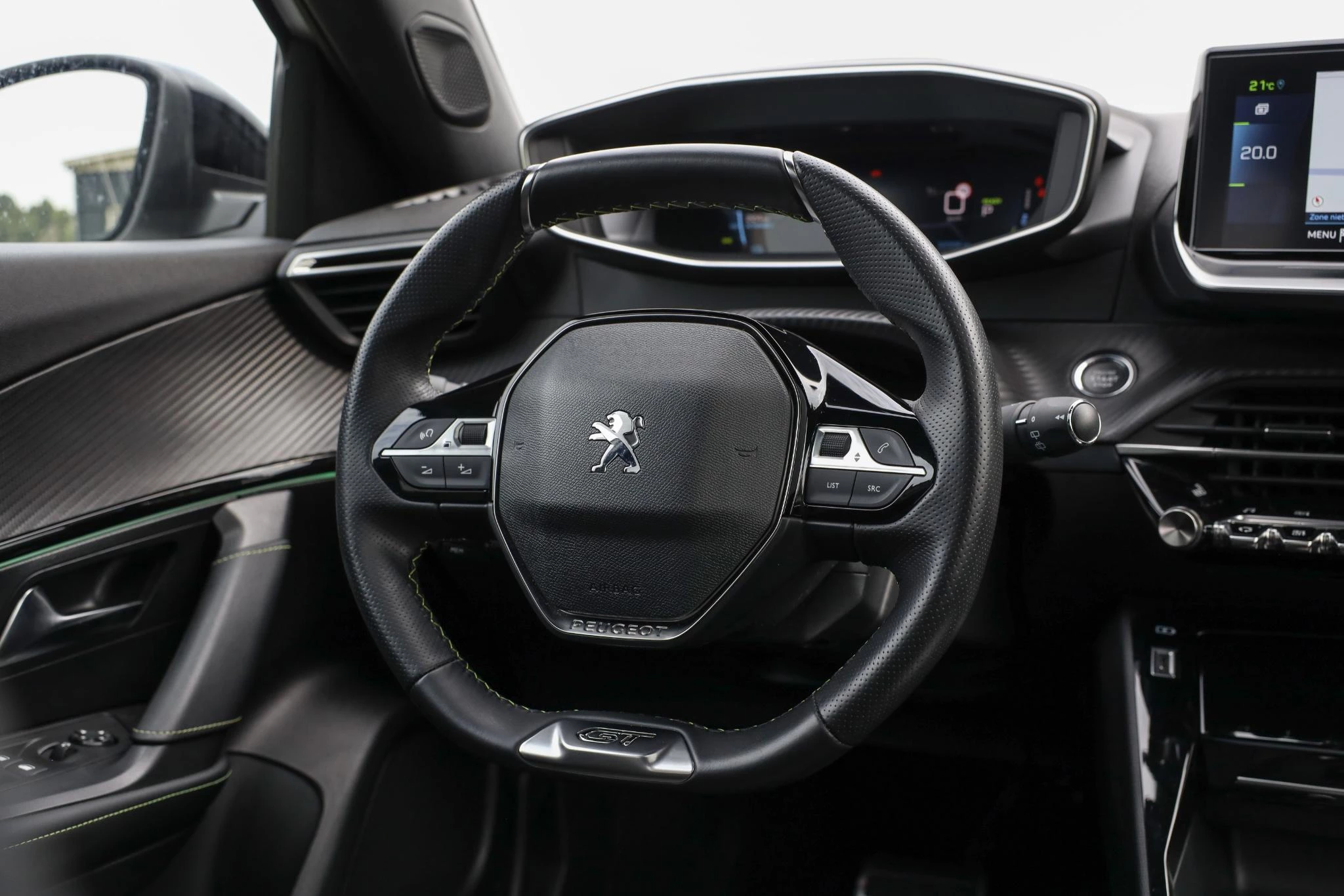 Hoofdafbeelding Peugeot e-2008