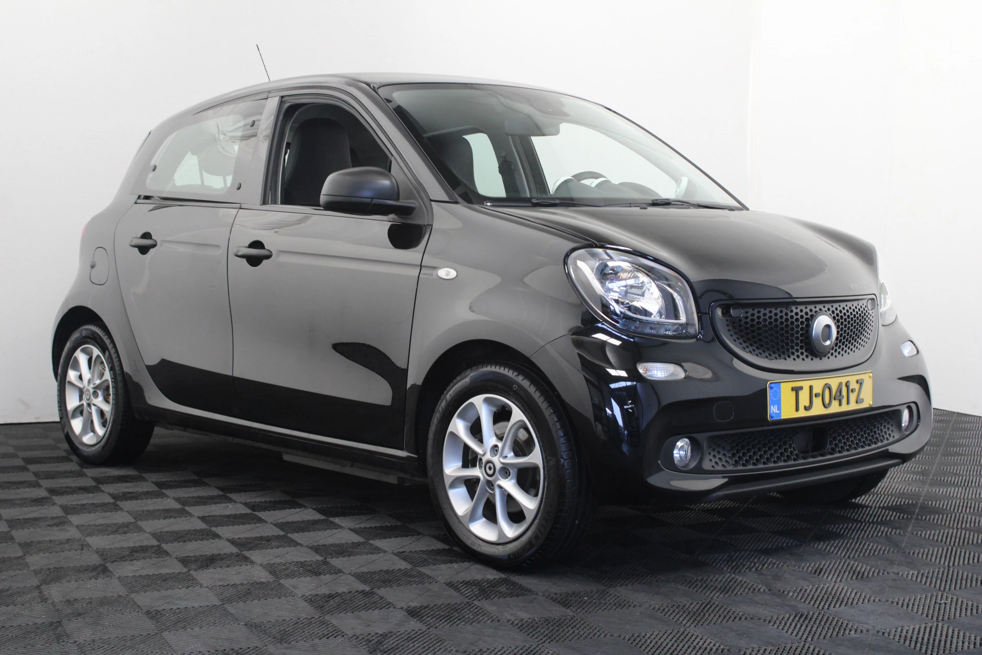 Hoofdafbeelding Smart Forfour