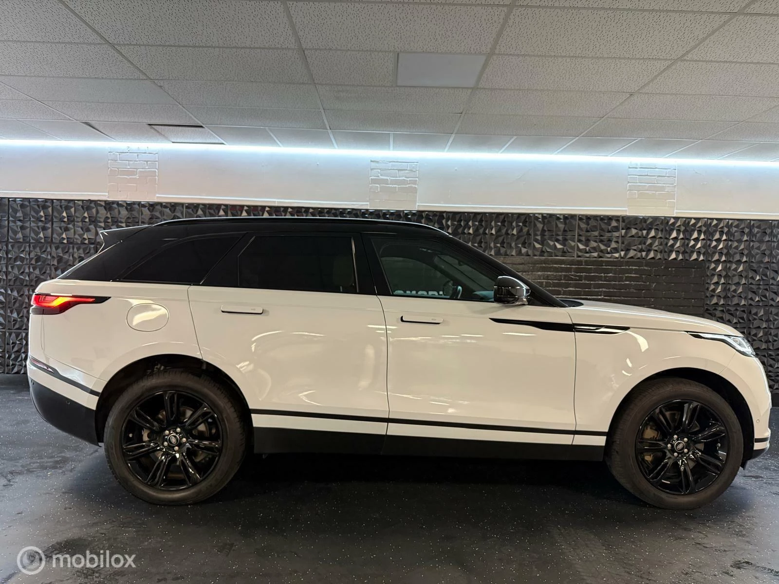 Hoofdafbeelding Land Rover Range Rover Velar