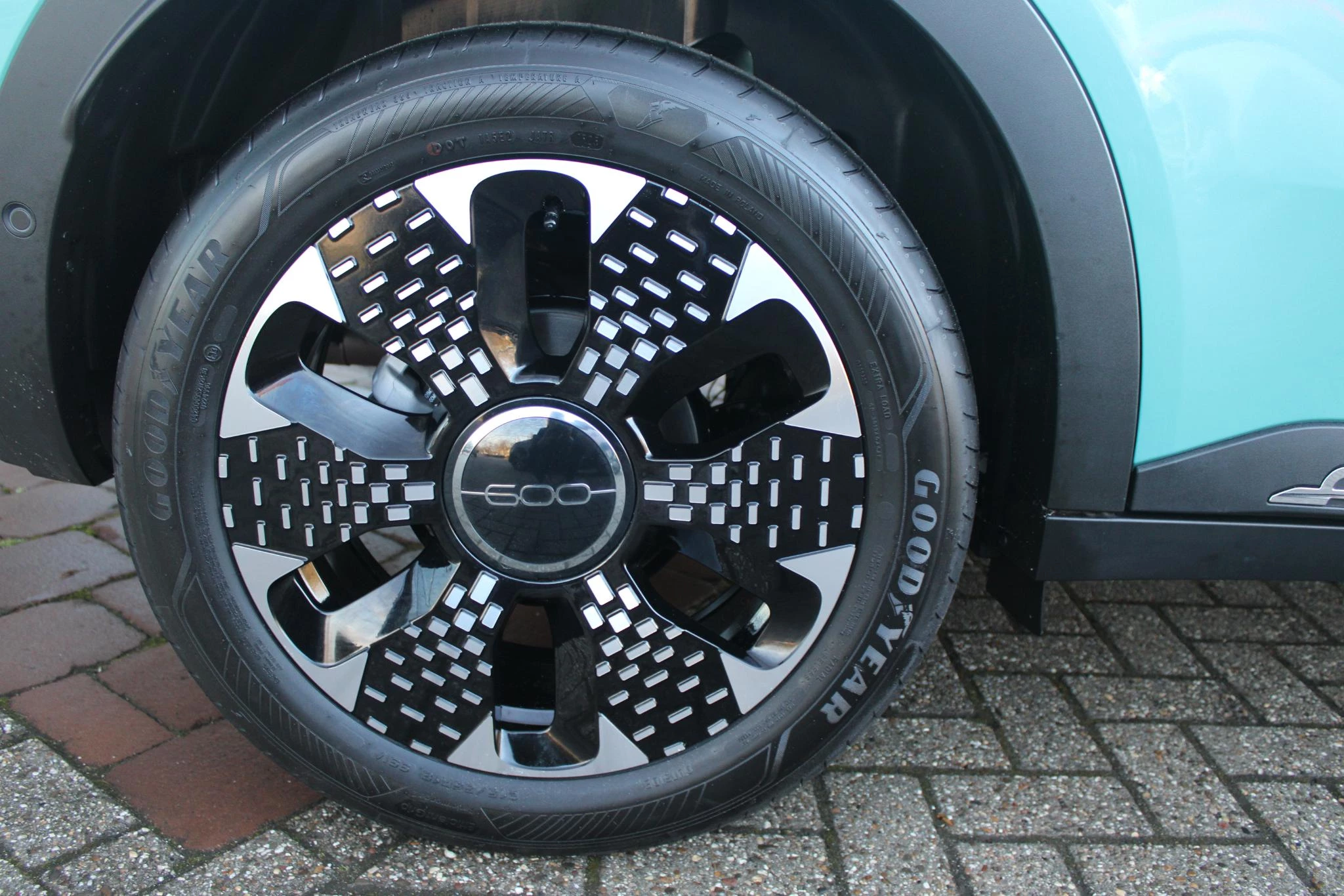 Hoofdafbeelding Fiat 600