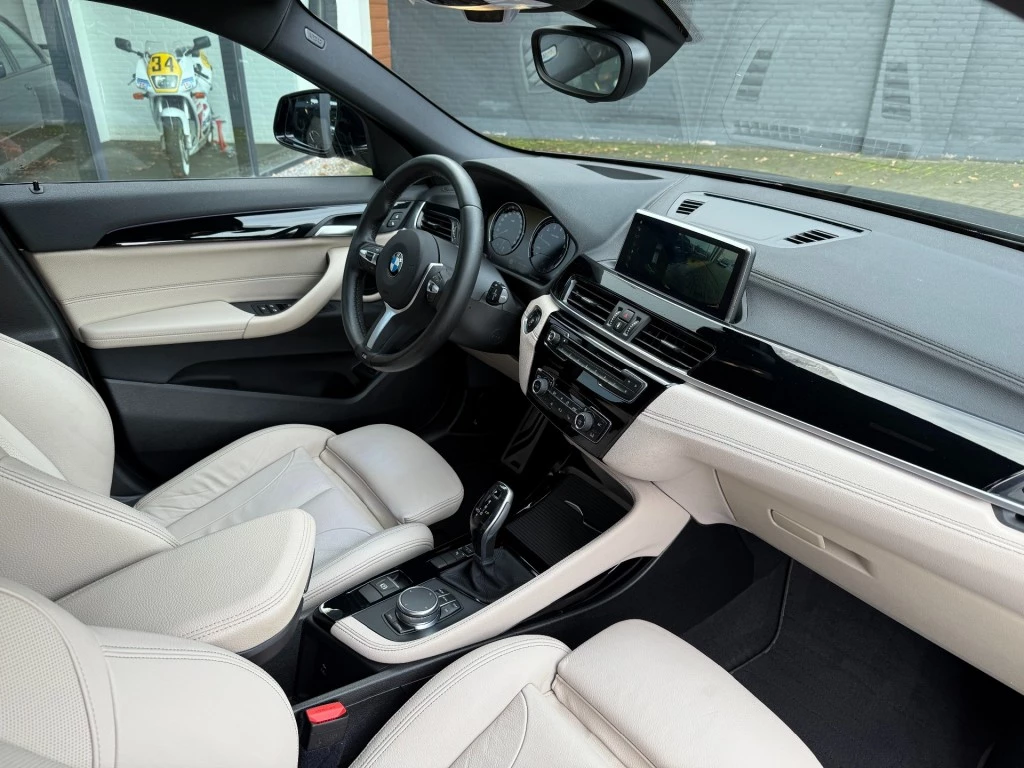 Hoofdafbeelding BMW X2