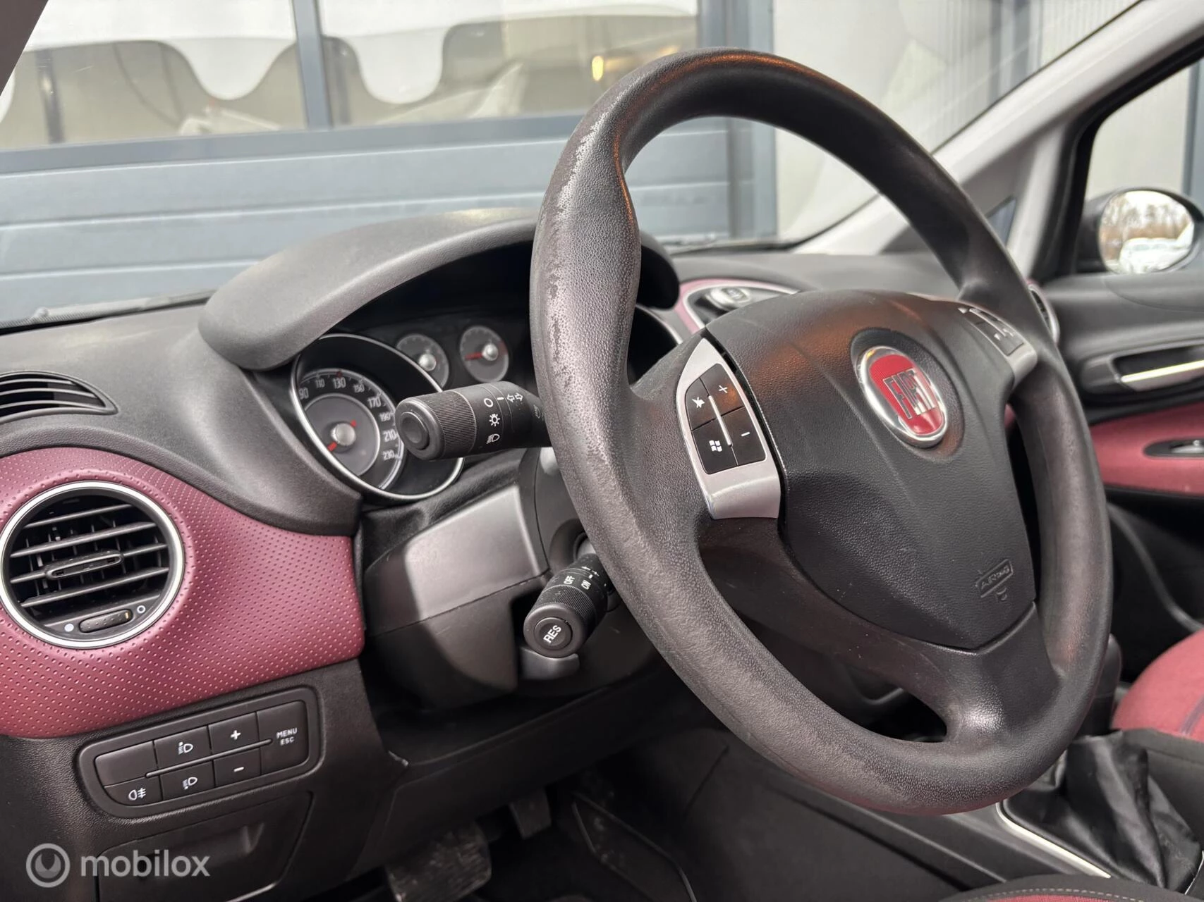 Hoofdafbeelding Fiat Punto