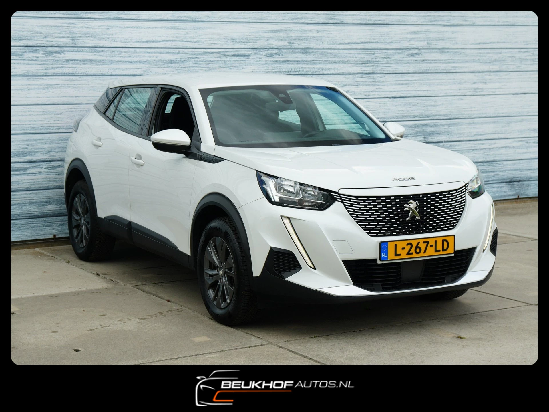 Hoofdafbeelding Peugeot e-2008
