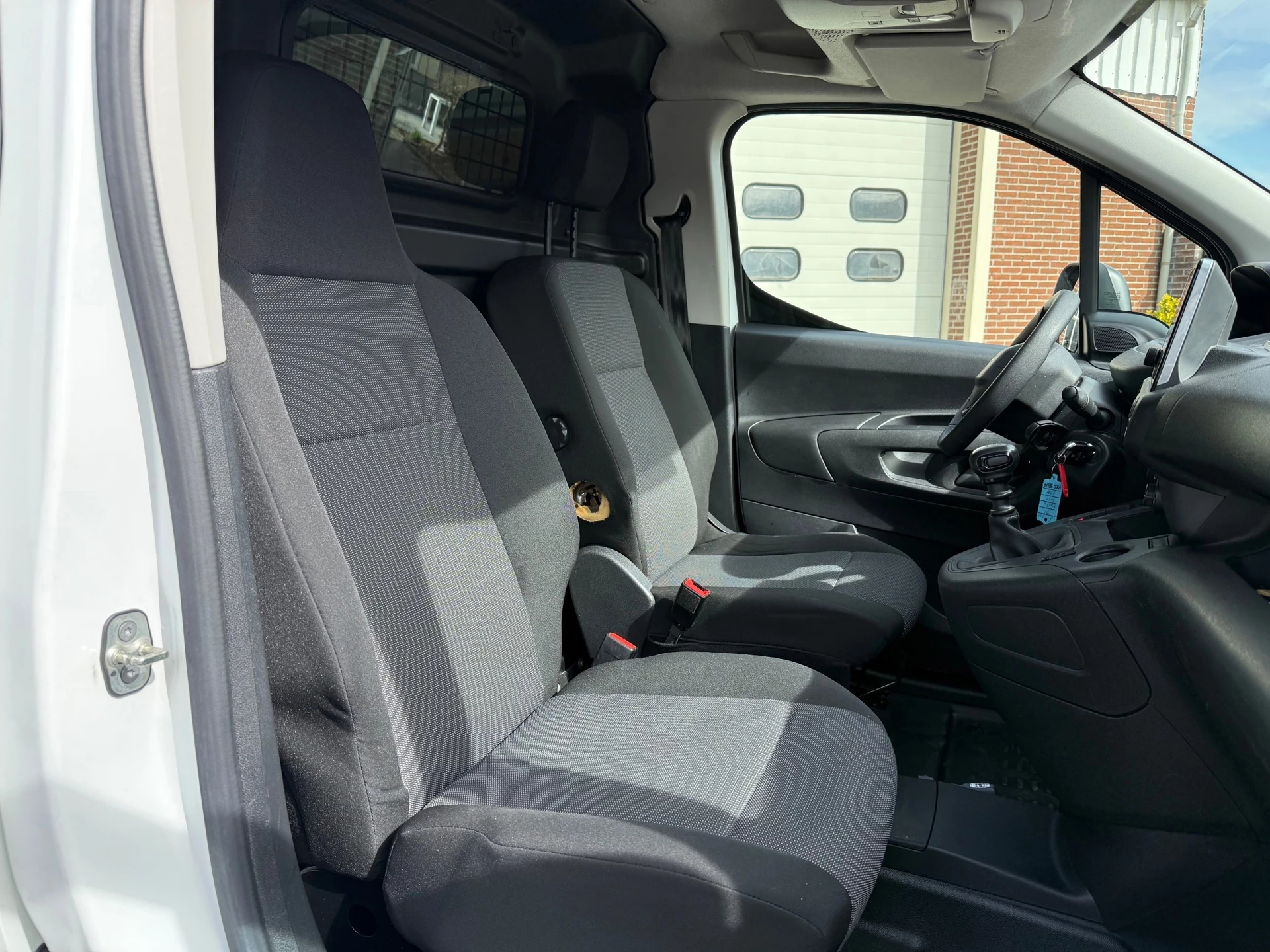 Hoofdafbeelding Peugeot Partner