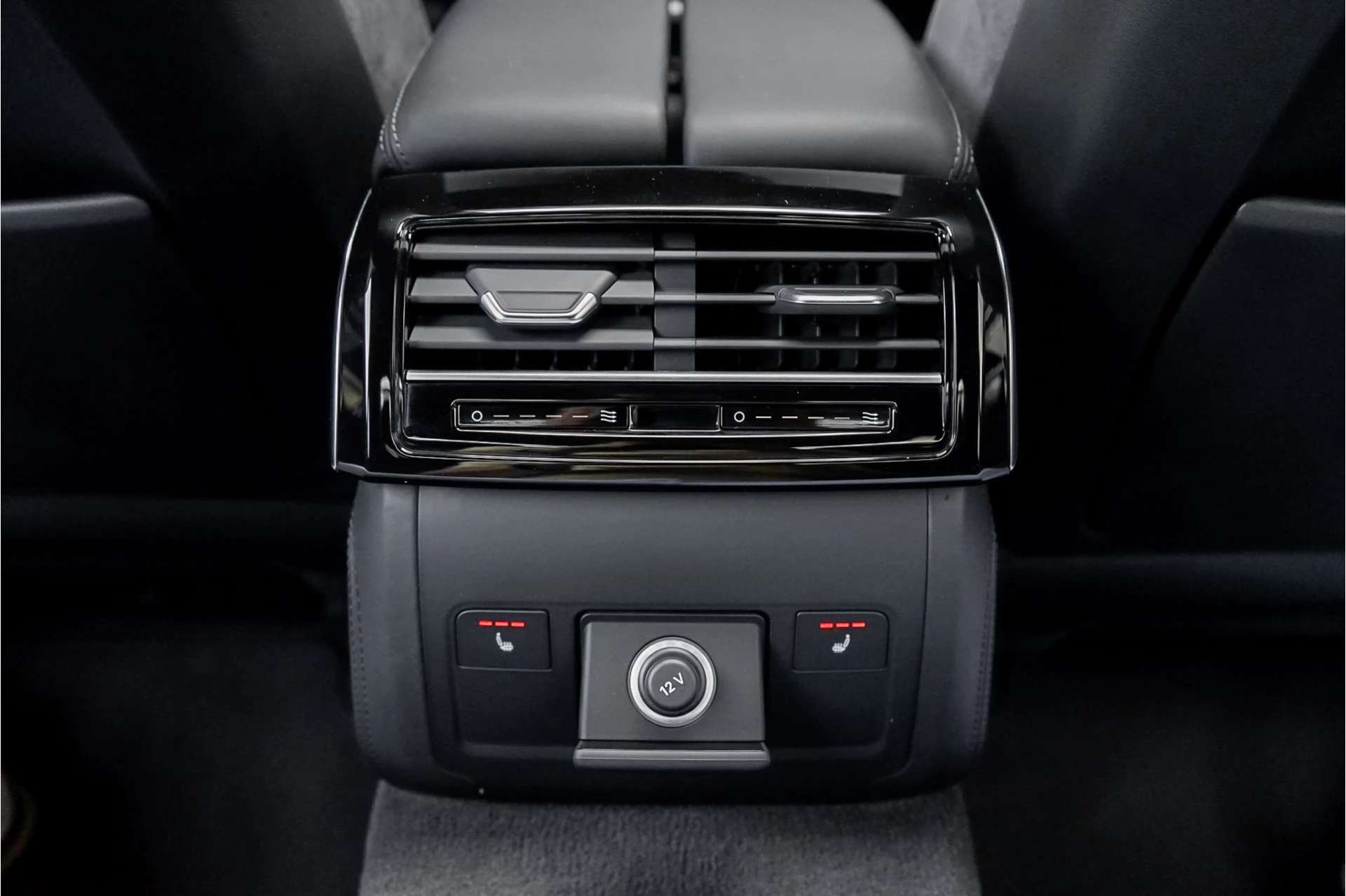 Hoofdafbeelding Audi A8