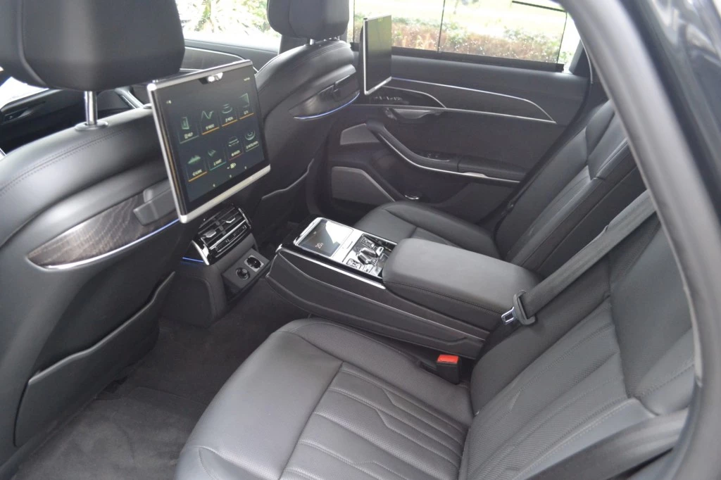 Hoofdafbeelding Audi A8