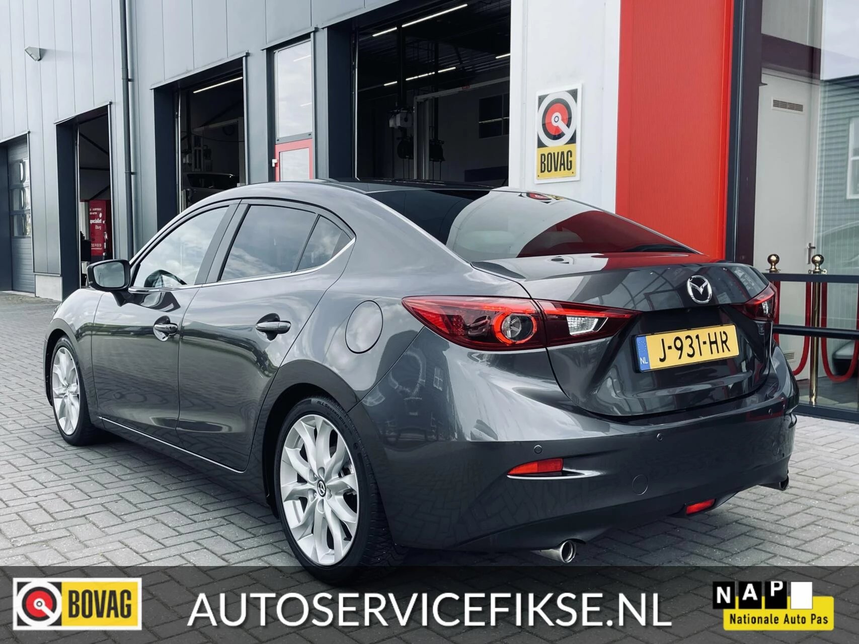 Hoofdafbeelding Mazda 3