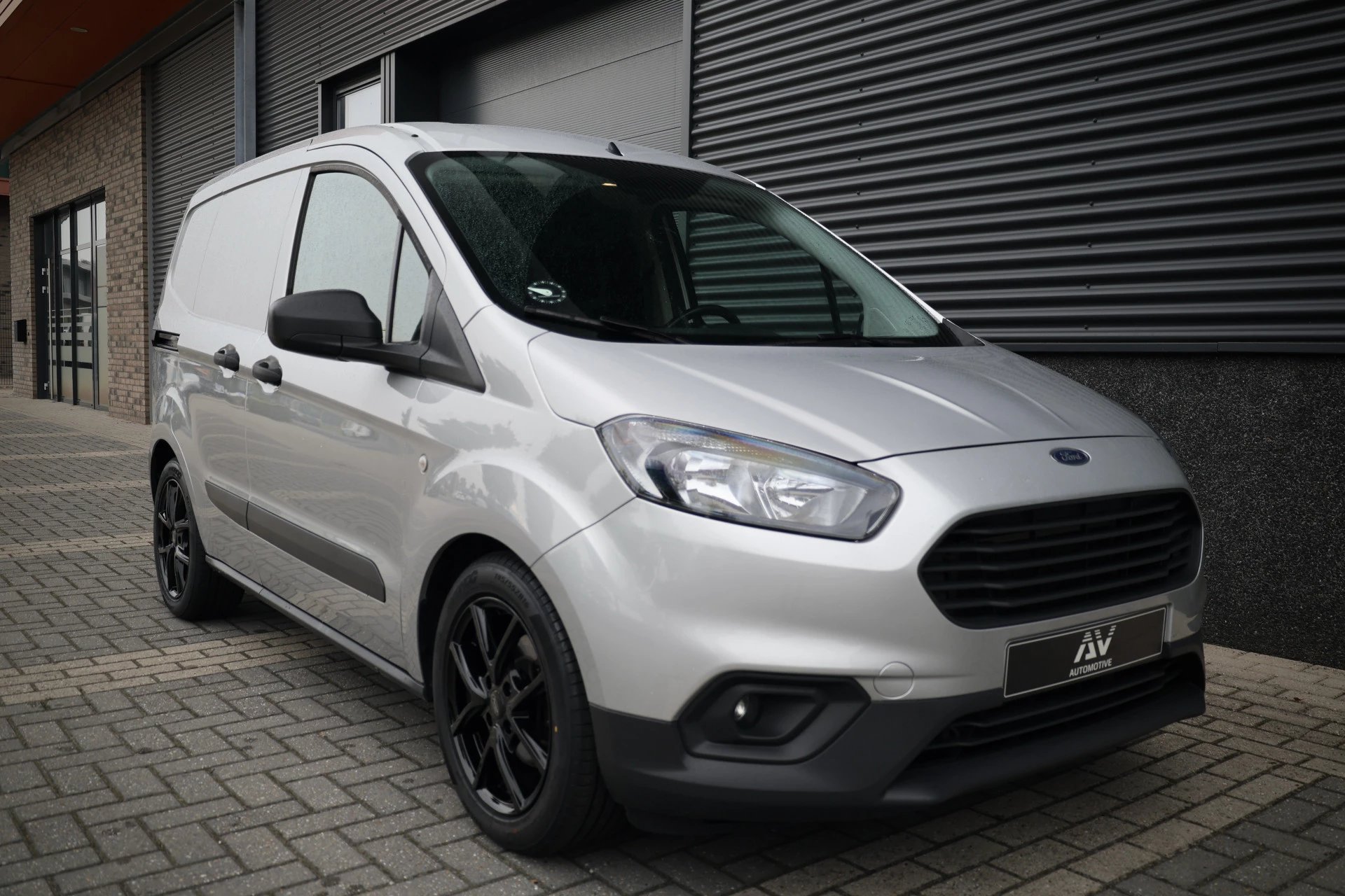 Hoofdafbeelding Ford Transit Courier