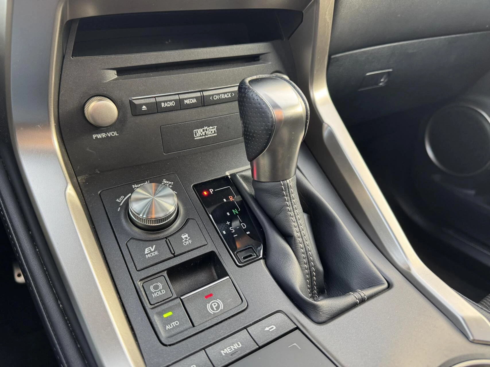 Hoofdafbeelding Lexus NX