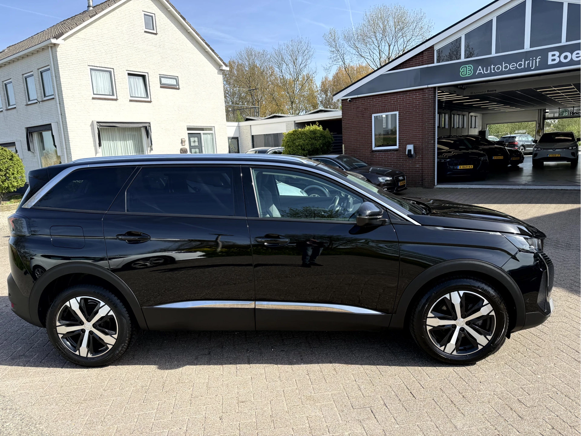 Hoofdafbeelding Peugeot 5008