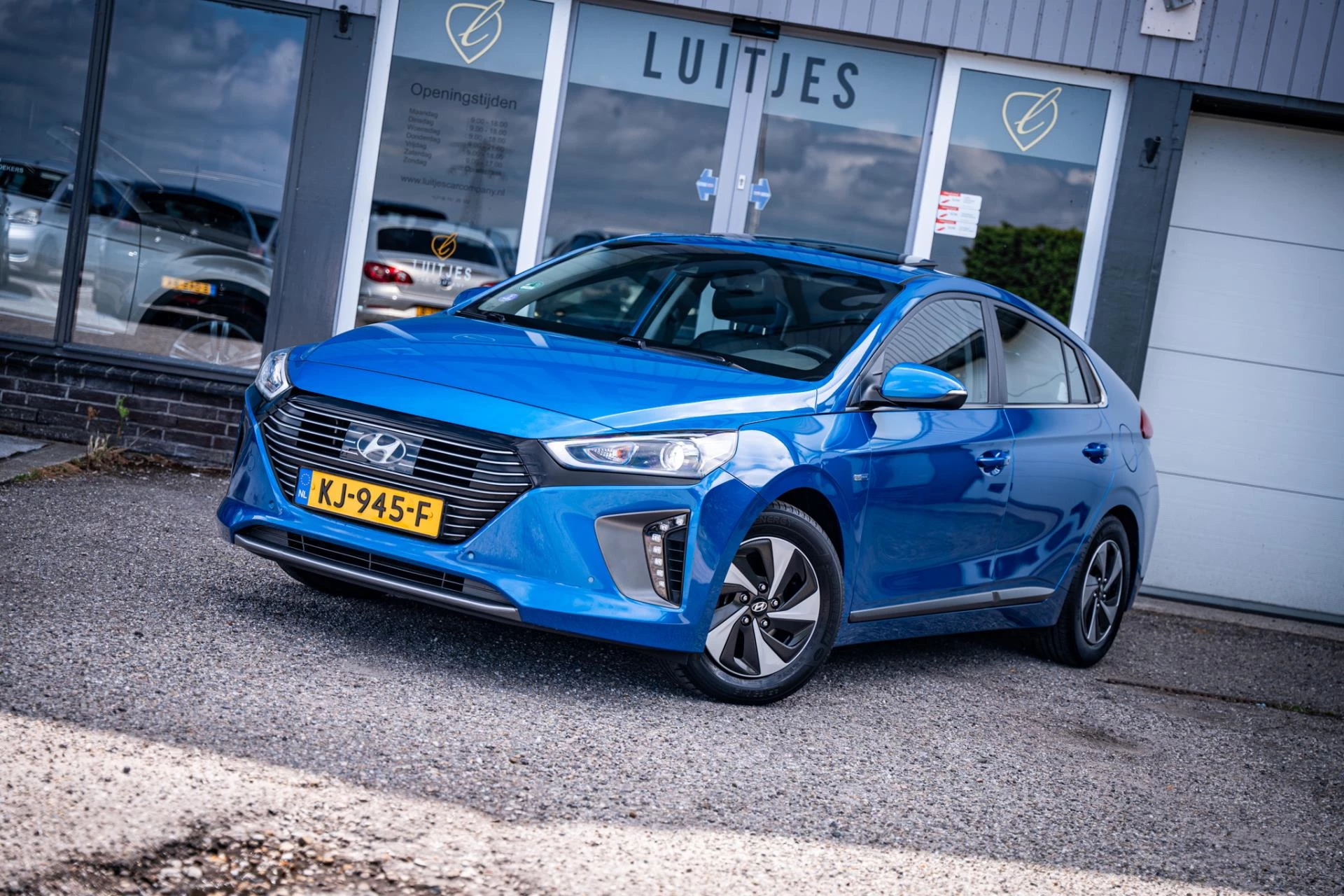 Hoofdafbeelding Hyundai IONIQ