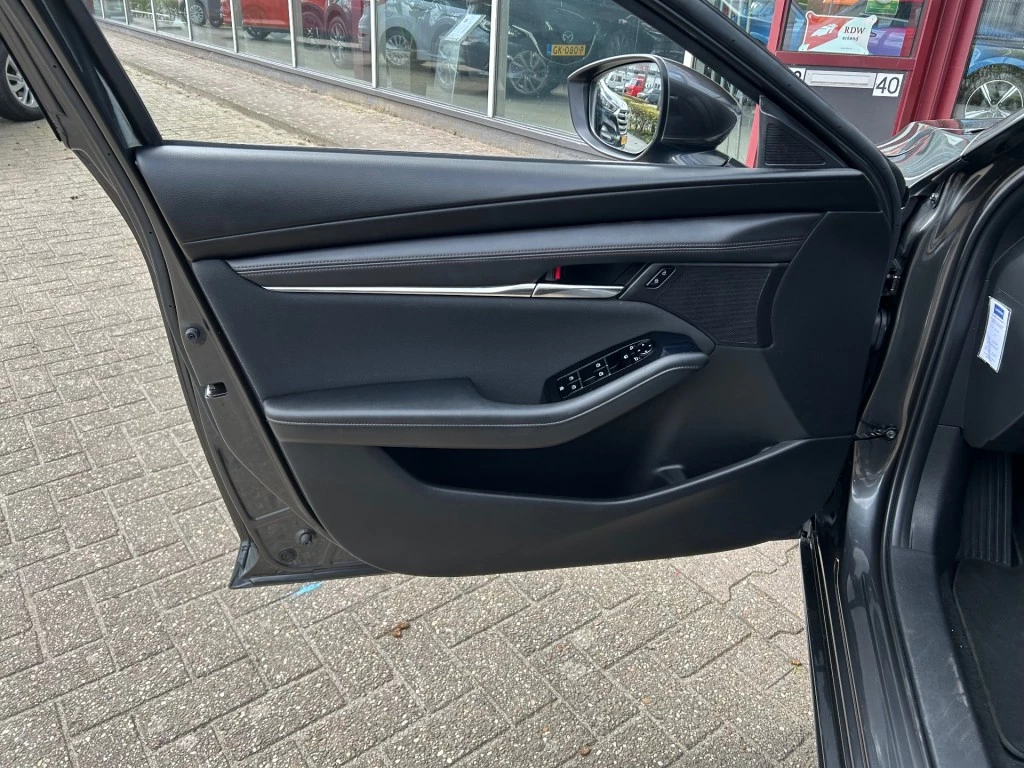 Hoofdafbeelding Mazda 3