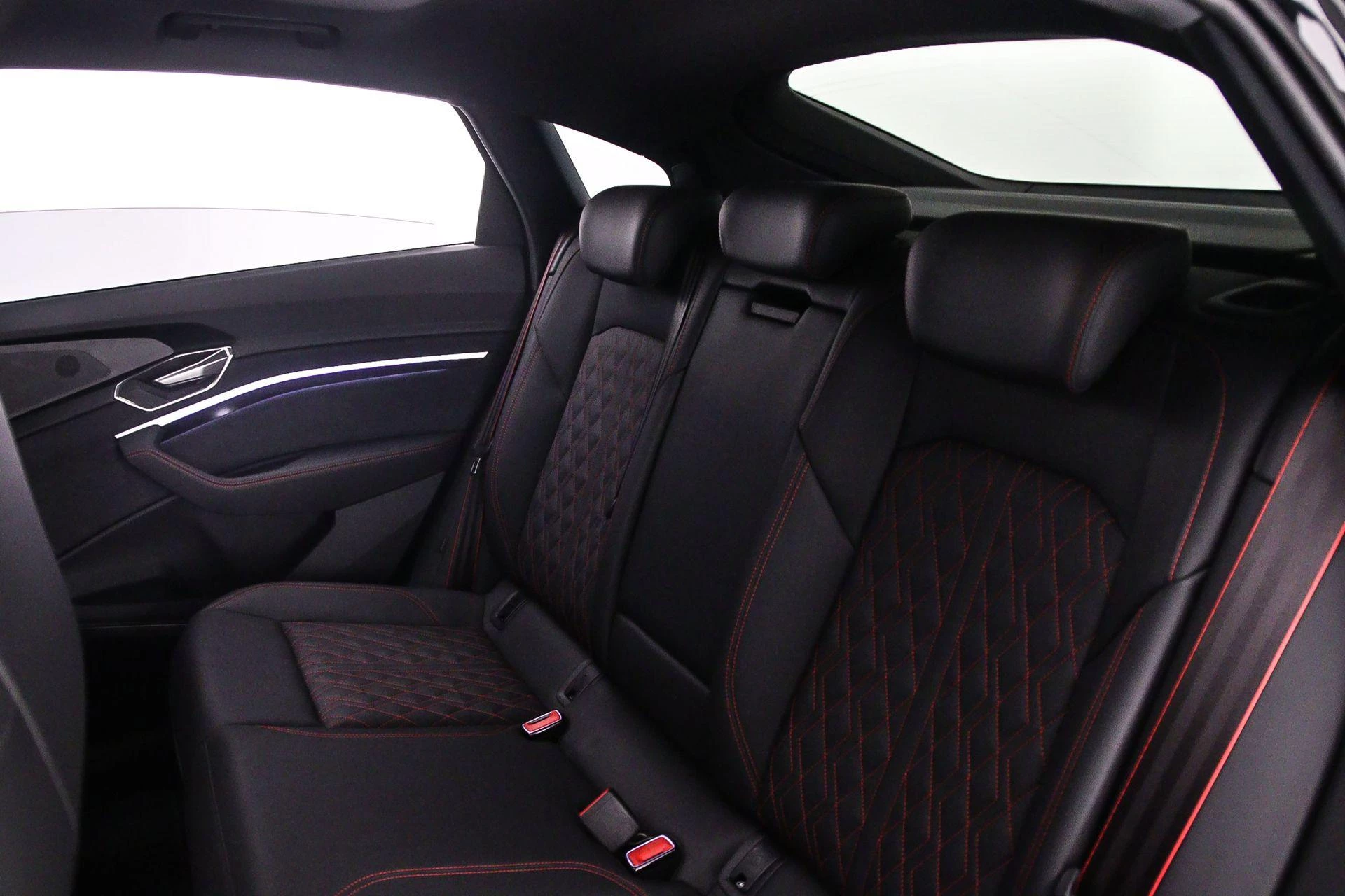 Hoofdafbeelding Audi Q8 Sportback e-tron