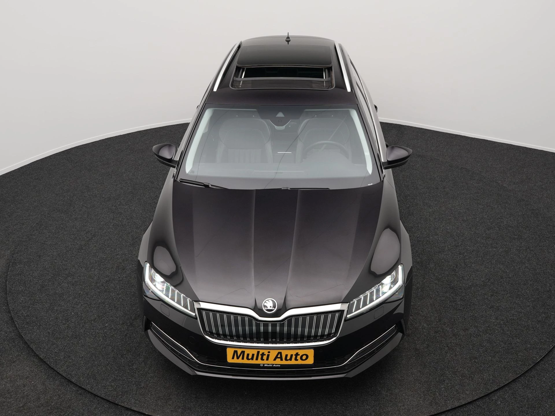 Hoofdafbeelding Škoda Superb