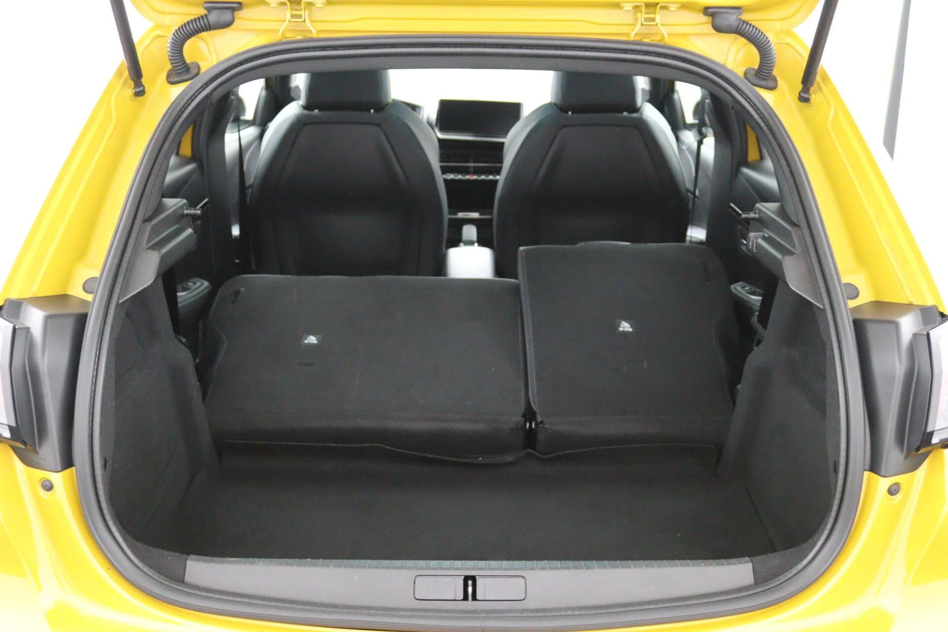 Hoofdafbeelding Peugeot e-208