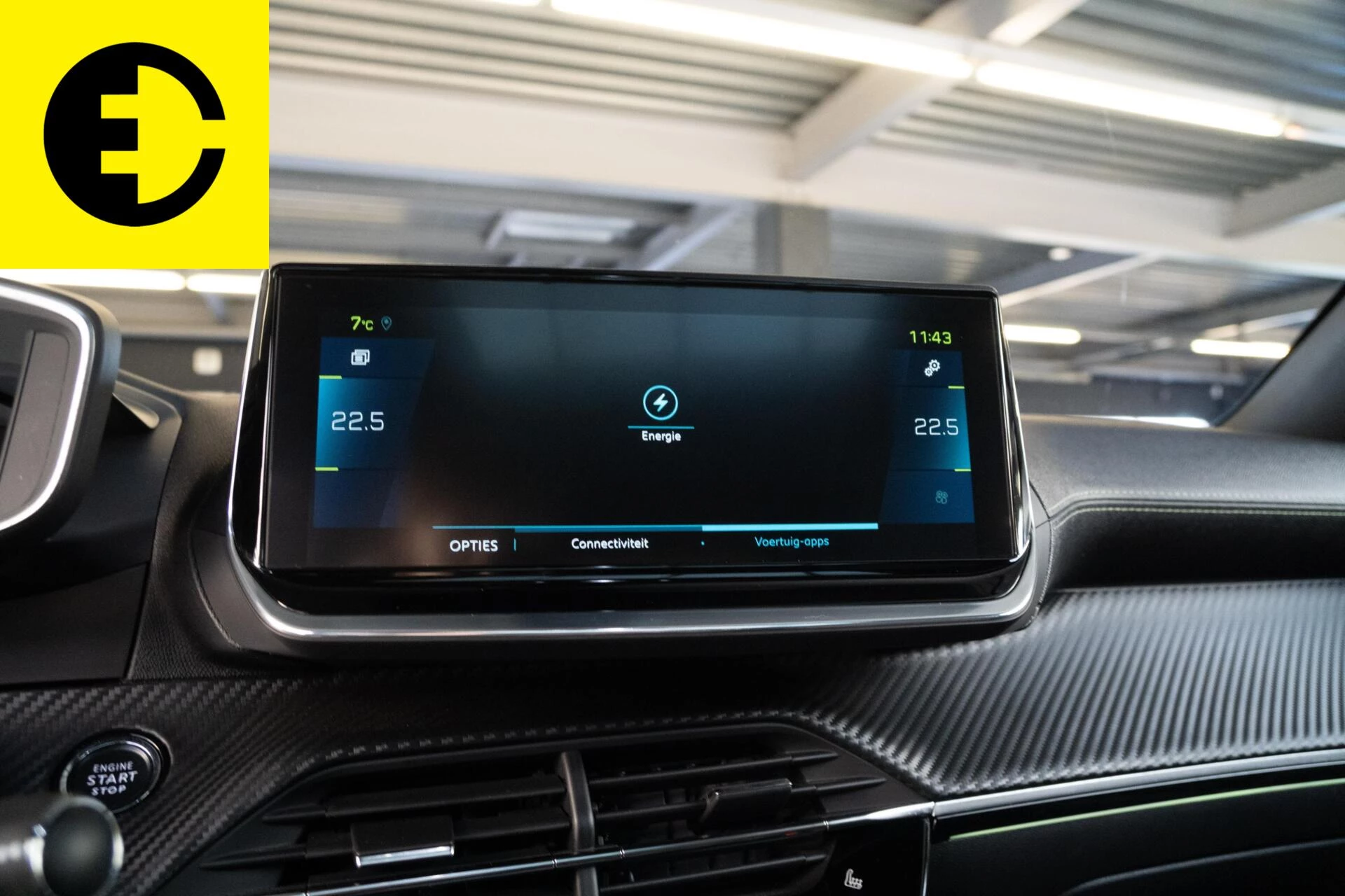 Hoofdafbeelding Peugeot e-2008