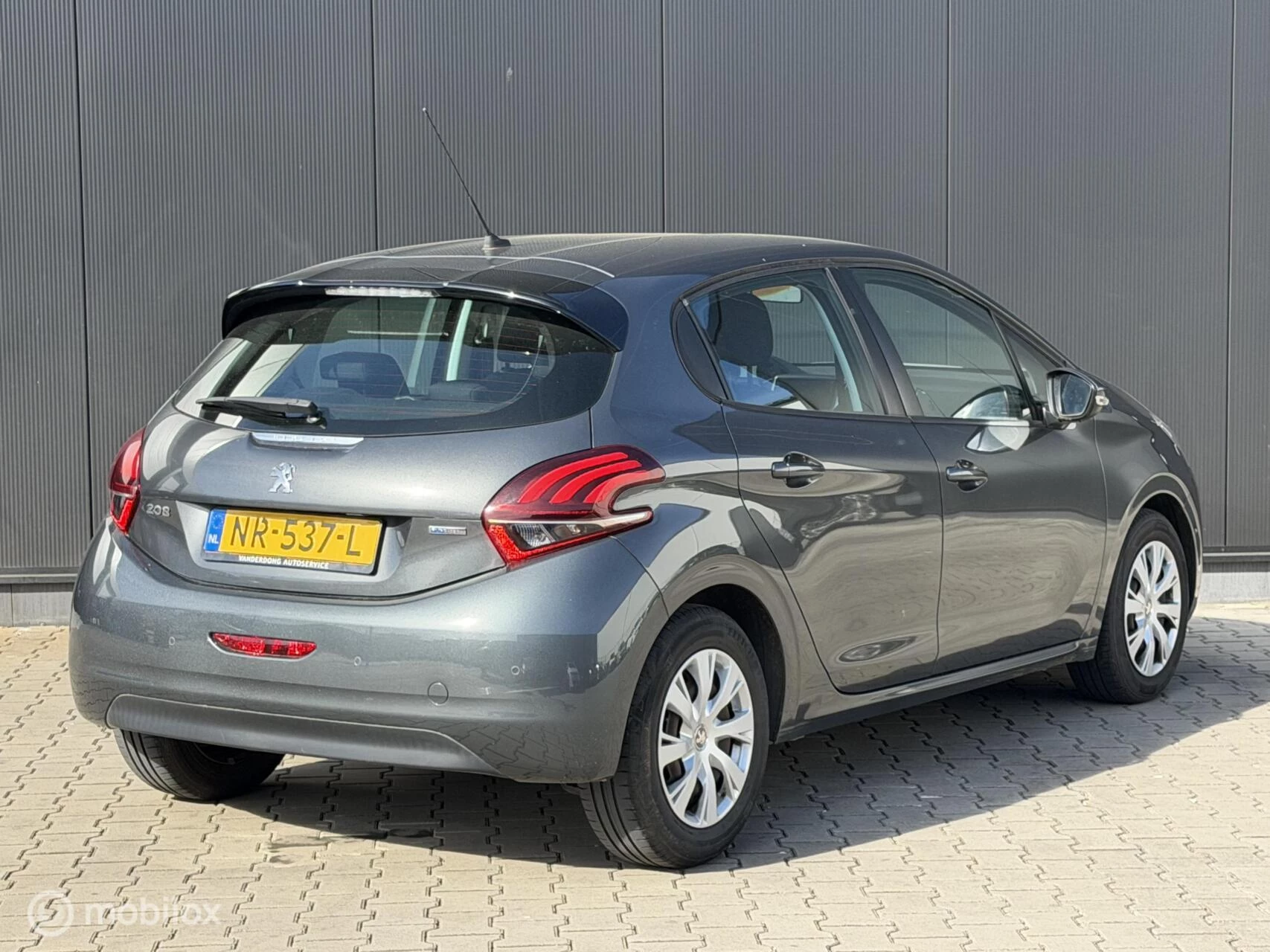 Hoofdafbeelding Peugeot 208