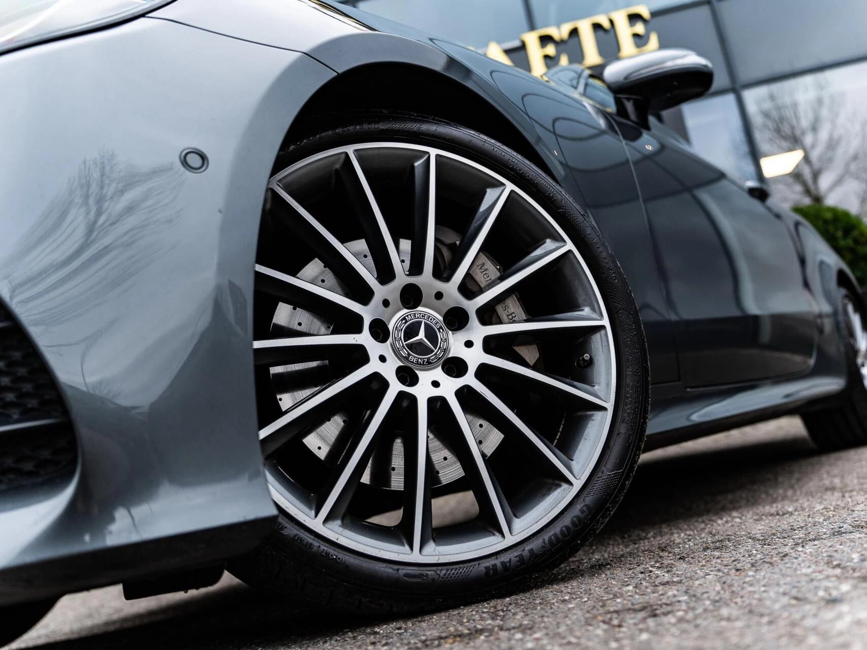 Hoofdafbeelding Mercedes-Benz E-Klasse