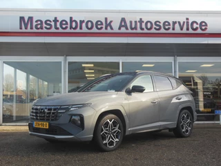 Hoofdafbeelding Hyundai Tucson Hyundai Tucson 1.6 T-GDI PHEV Premium 4WD Staat in Hardenberg