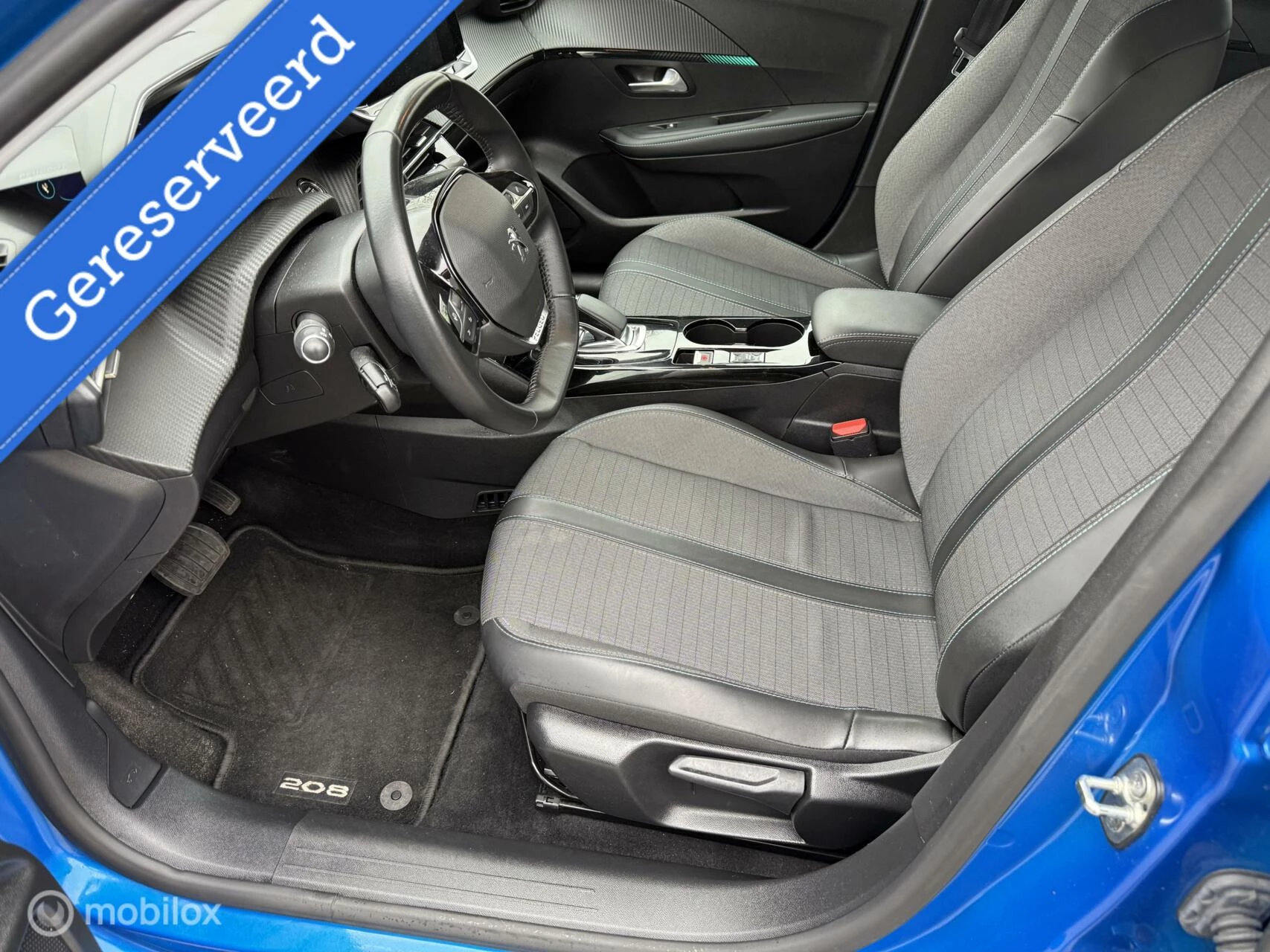 Hoofdafbeelding Peugeot e-208