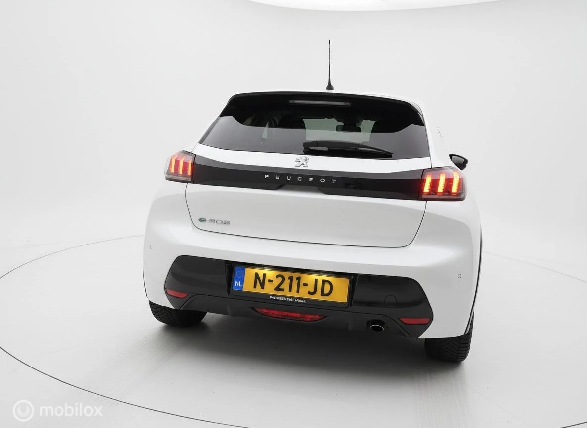 Hoofdafbeelding Peugeot e-208