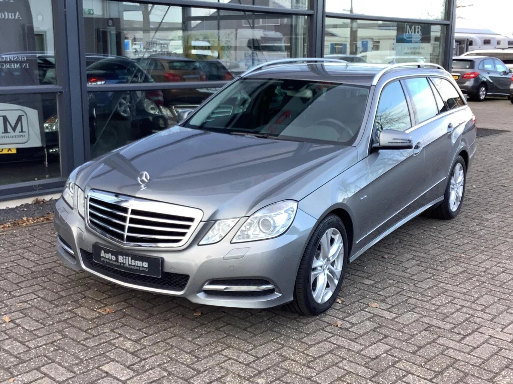Hoofdafbeelding Mercedes-Benz E-Klasse