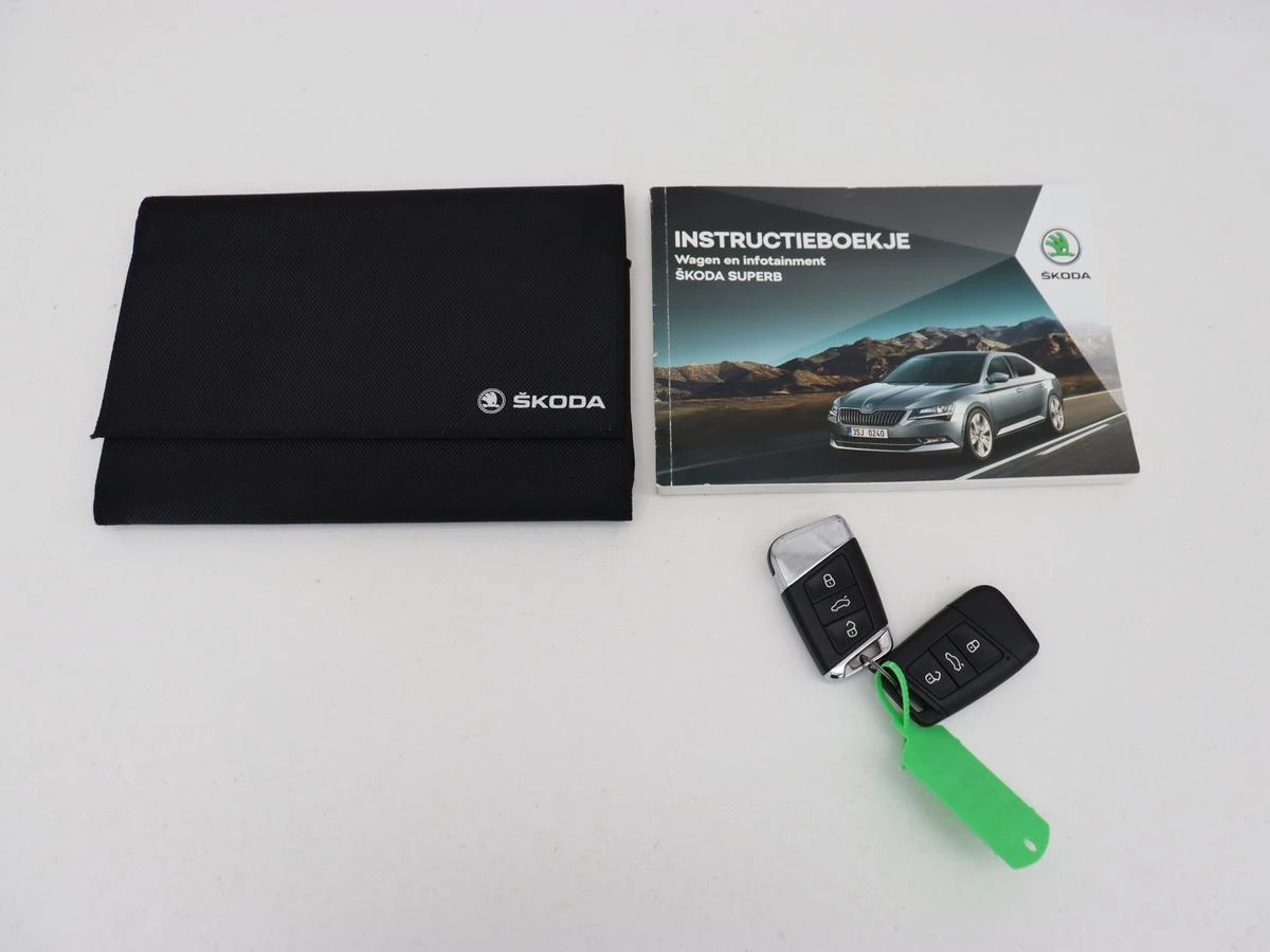Hoofdafbeelding Škoda Superb