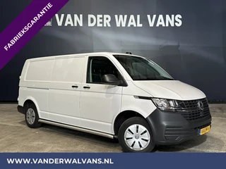 Hoofdafbeelding Volkswagen Transporter Volkswagen Transporter 2.0 TDI L2H1 Fabrieksgarantie Euro6 Airco | Apple Carplay | Trekhaak | Cruisecontrol Android Auto, Parkeersensoren, Sidebars, Bijrijdersbank