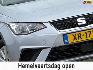 Seat Ibiza 1.0 TSI Style Bsns Intense Automaat - Urban Silver - Panorama/Carplay/Camera