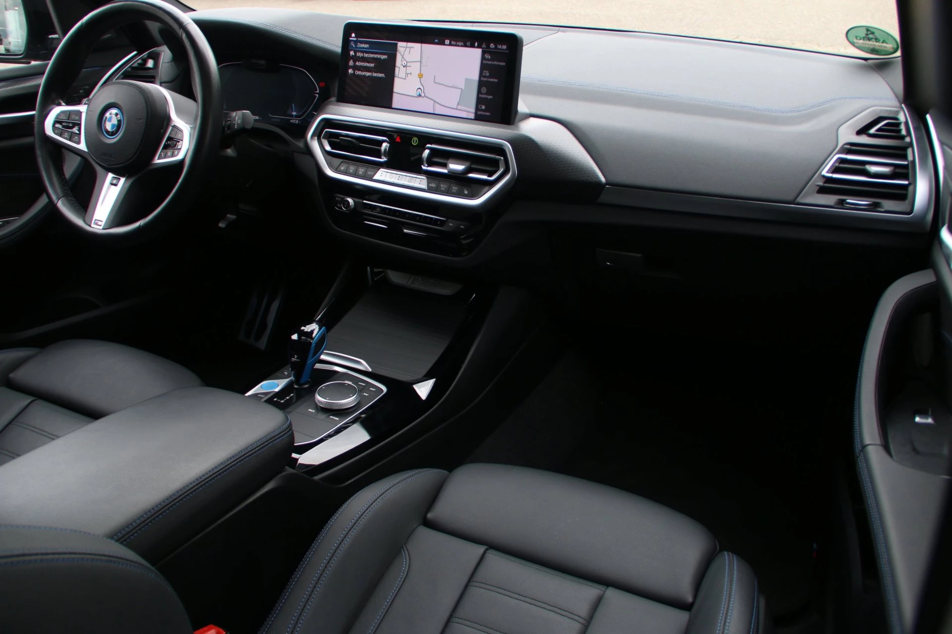 Hoofdafbeelding BMW iX3