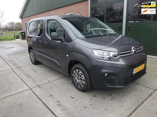 Hoofdafbeelding Citroën Berlingo Citroen Berlingo 1.5 BlueHDI Club * navi/camera* 3 zits*