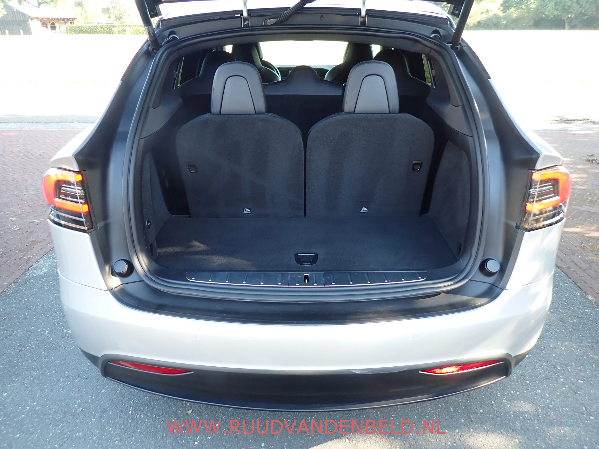 Hoofdafbeelding Tesla Model X