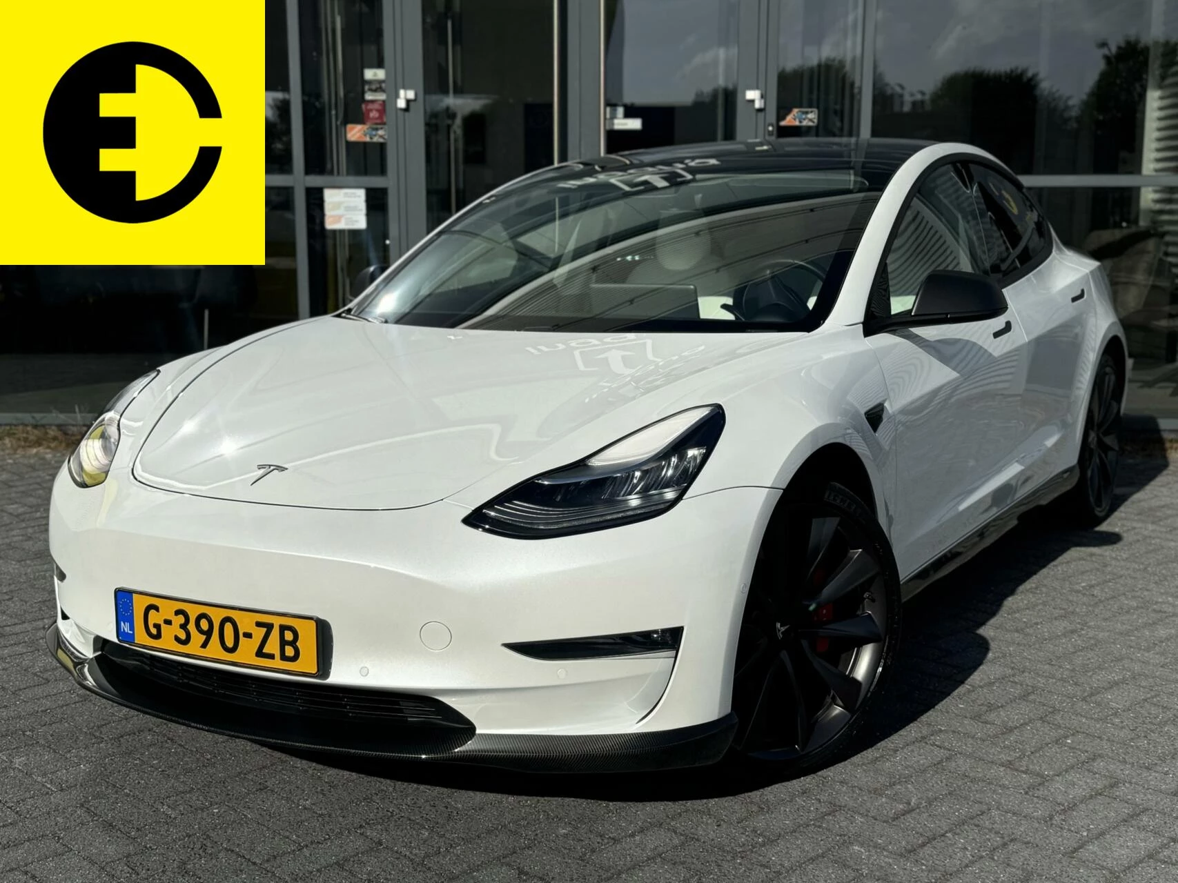 Hoofdafbeelding Tesla Model 3