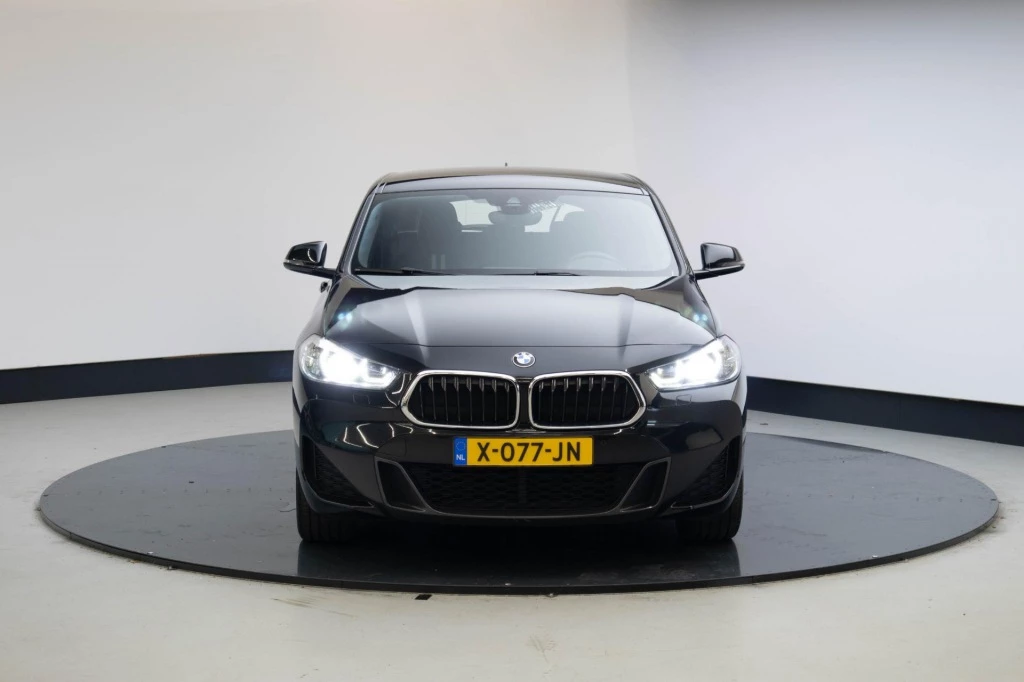Hoofdafbeelding BMW X2