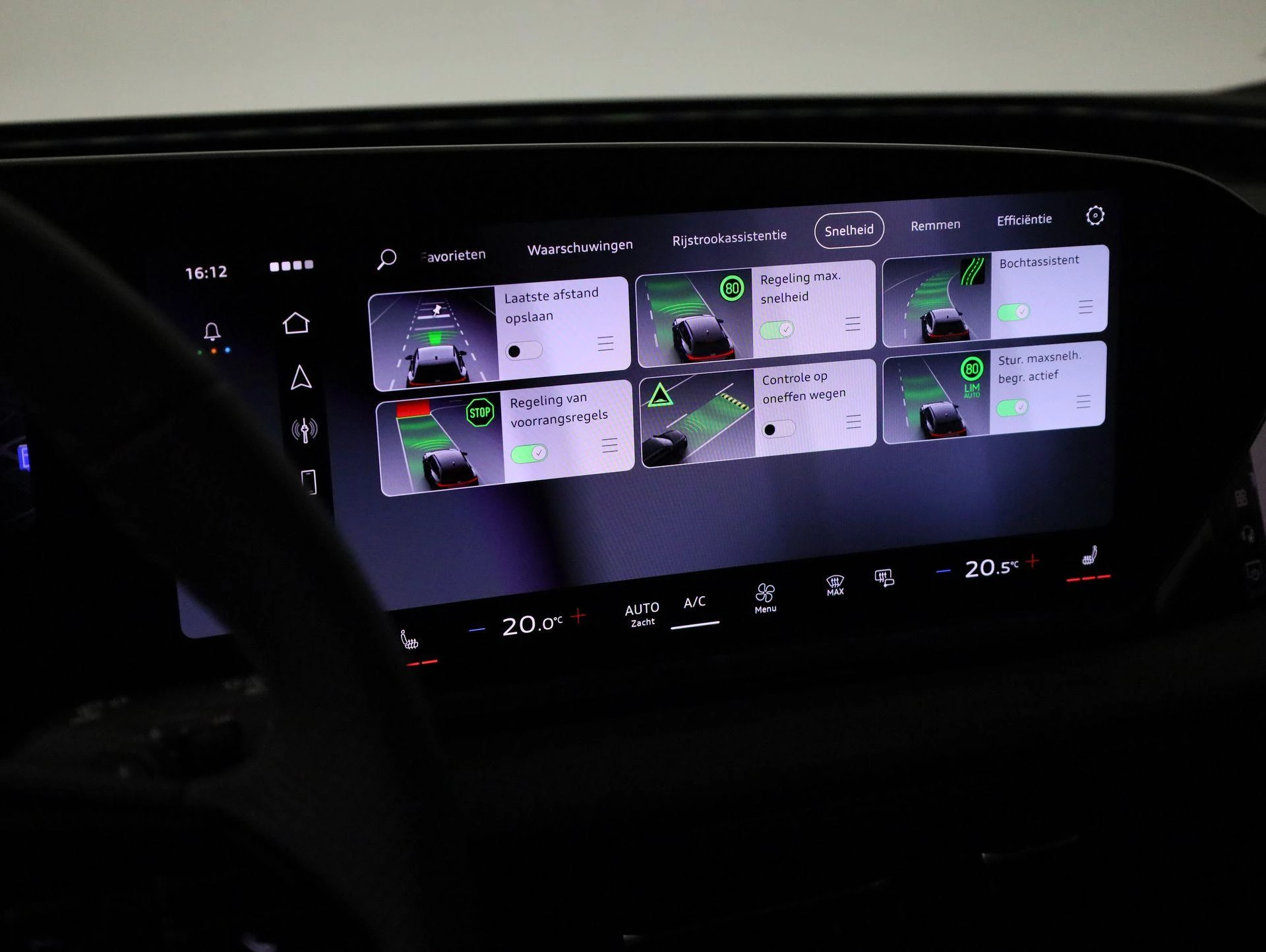 Hoofdafbeelding Audi A6 Avant e-tron