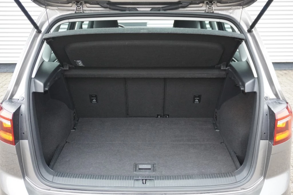 Hoofdafbeelding Volkswagen Golf Sportsvan