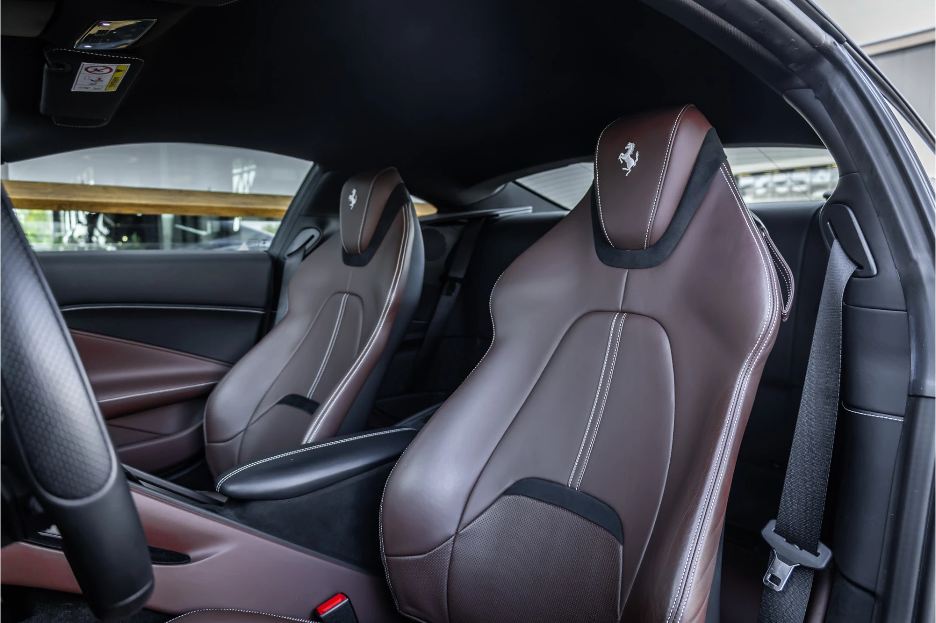 Hoofdafbeelding Ferrari Roma