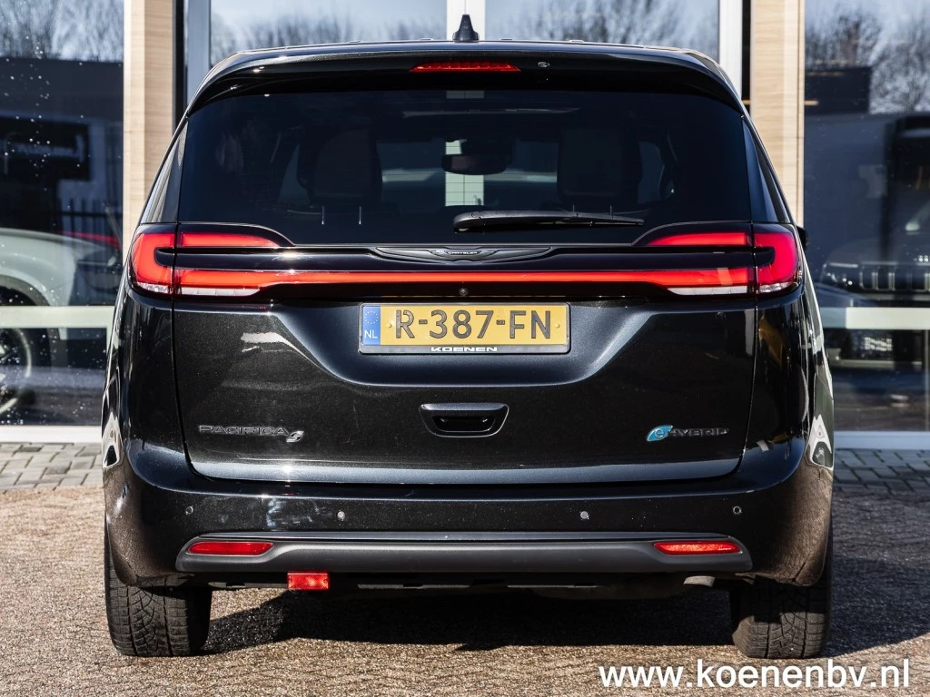 Hoofdafbeelding Chrysler Pacifica