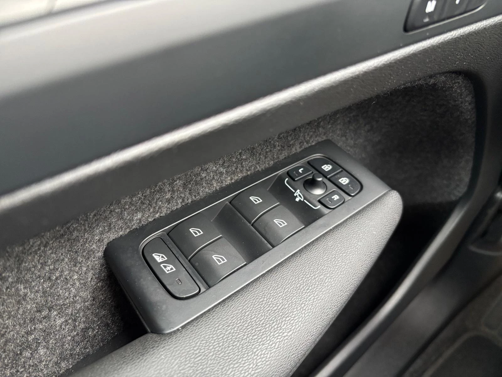 Hoofdafbeelding Volvo C40