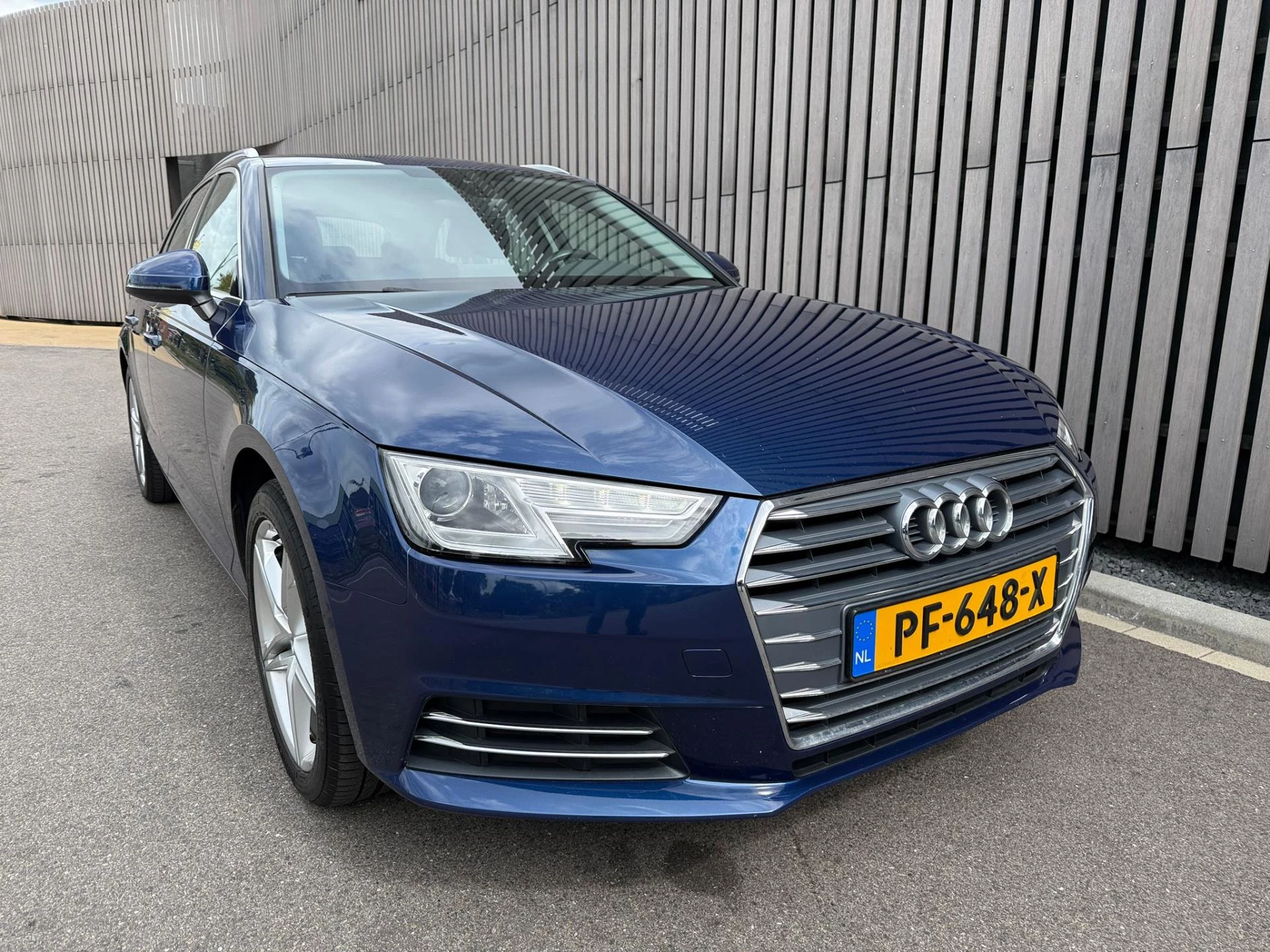 Hoofdafbeelding Audi A4