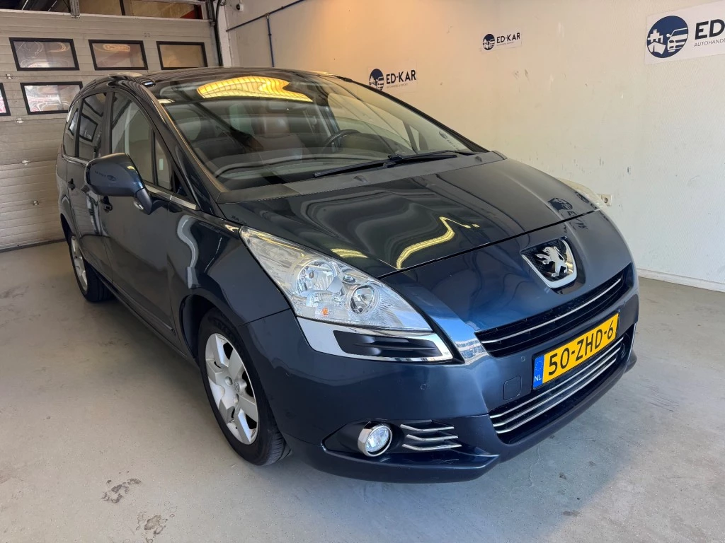 Hoofdafbeelding Peugeot 5008