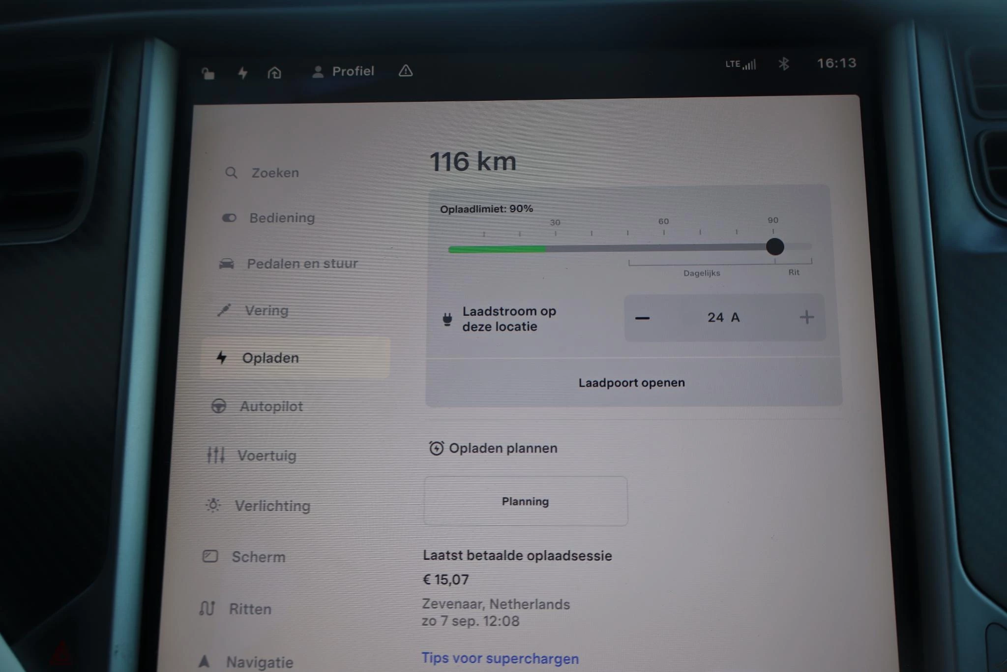 Hoofdafbeelding Tesla Model S