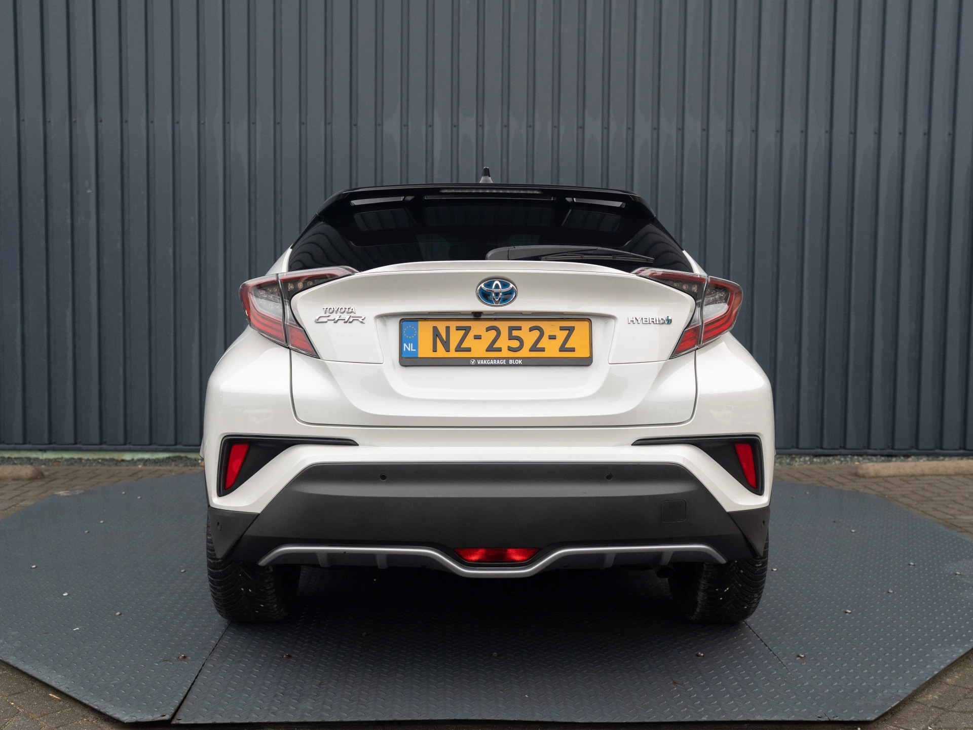 Hoofdafbeelding Toyota C-HR
