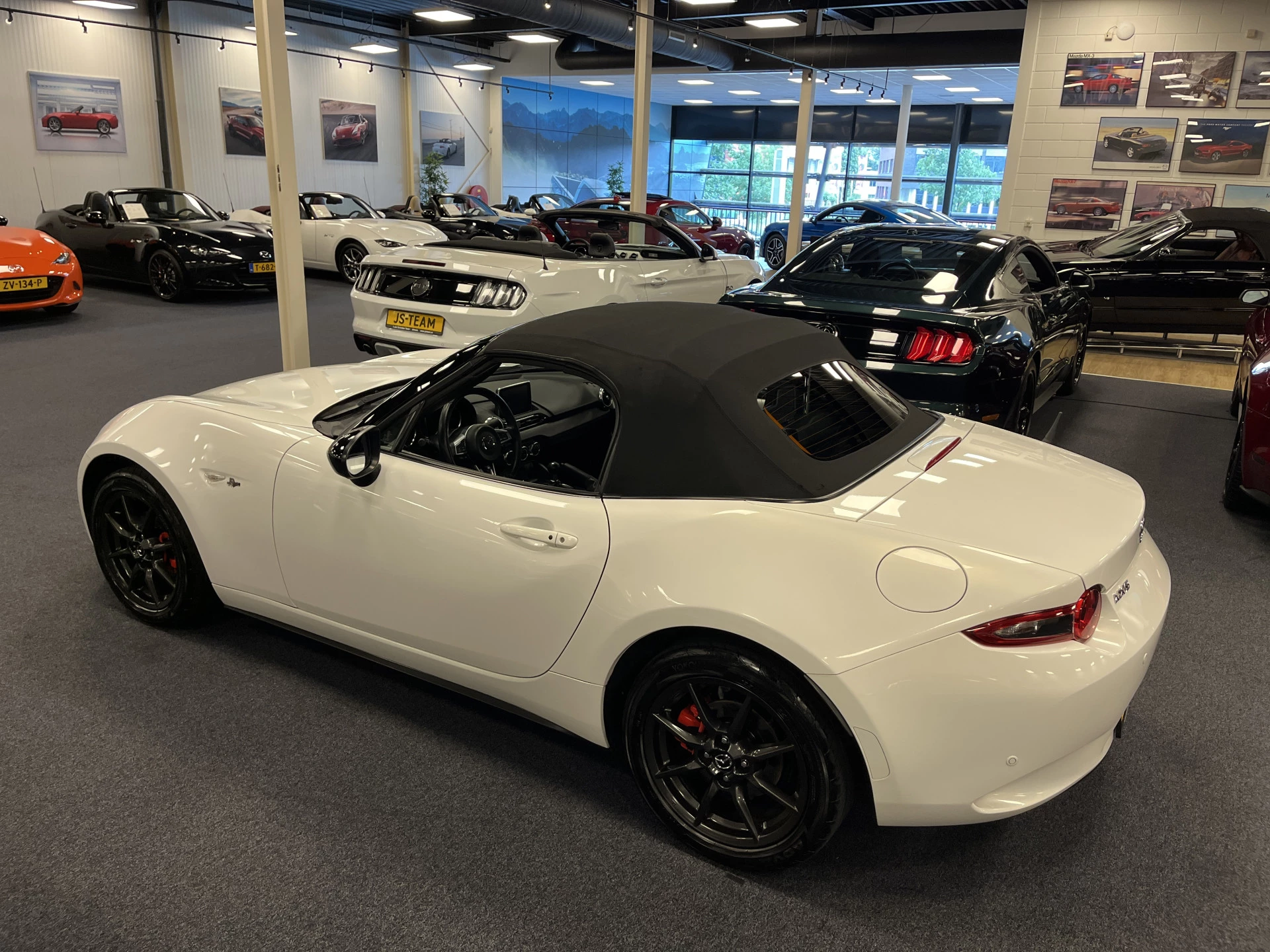 Hoofdafbeelding Mazda MX-5