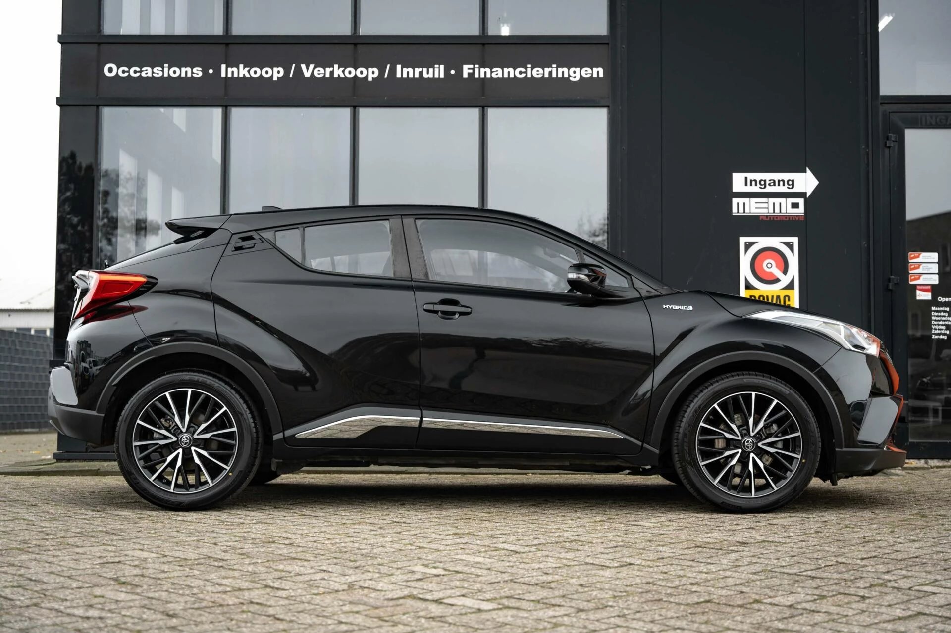 Hoofdafbeelding Toyota C-HR