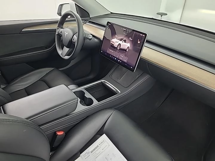 Hoofdafbeelding Tesla Model Y