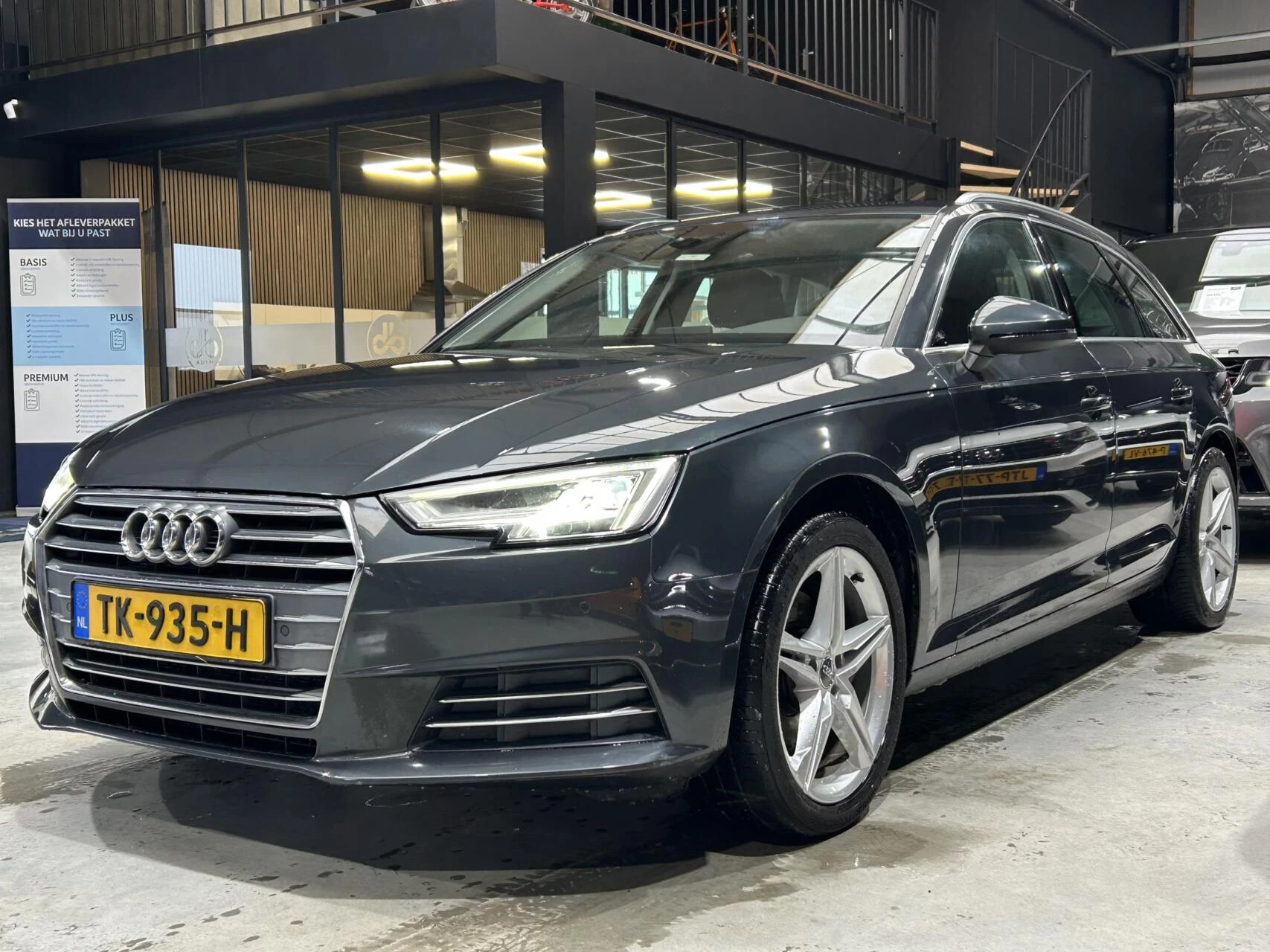 Hoofdafbeelding Audi A4