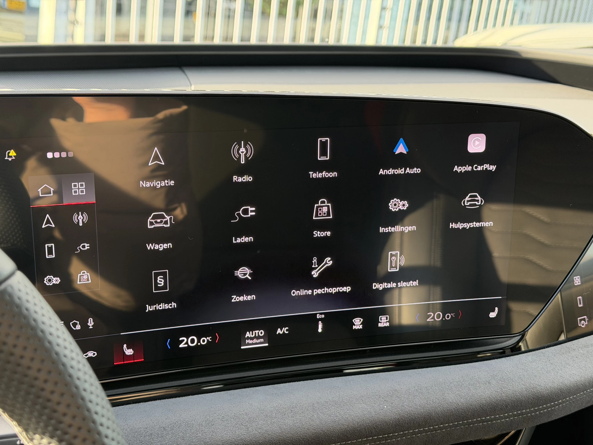 Hoofdafbeelding Audi A6 Avant e-tron