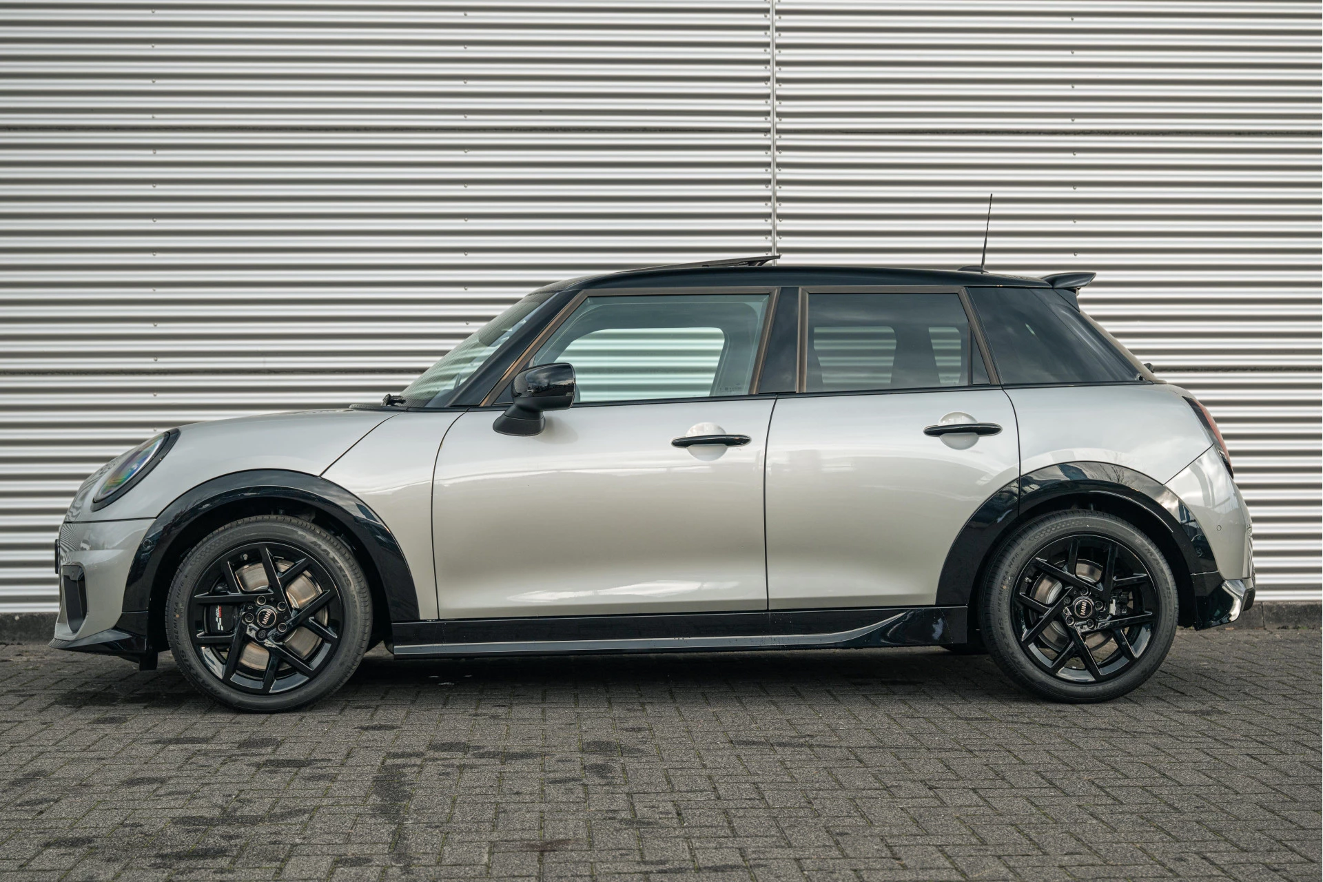 Hoofdafbeelding MINI 5-deurs